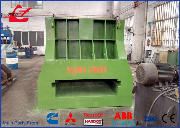 400 Ton Container Scrap Shear for Efficient Scrap Yard Size Reduction